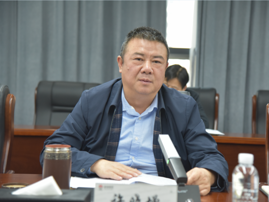 陜鋼集團黨委理論學習中心組學習中央經(jīng)濟工作會議精神、陜西省委十四屆五次全會暨省委經(jīng)濟工作會議精神