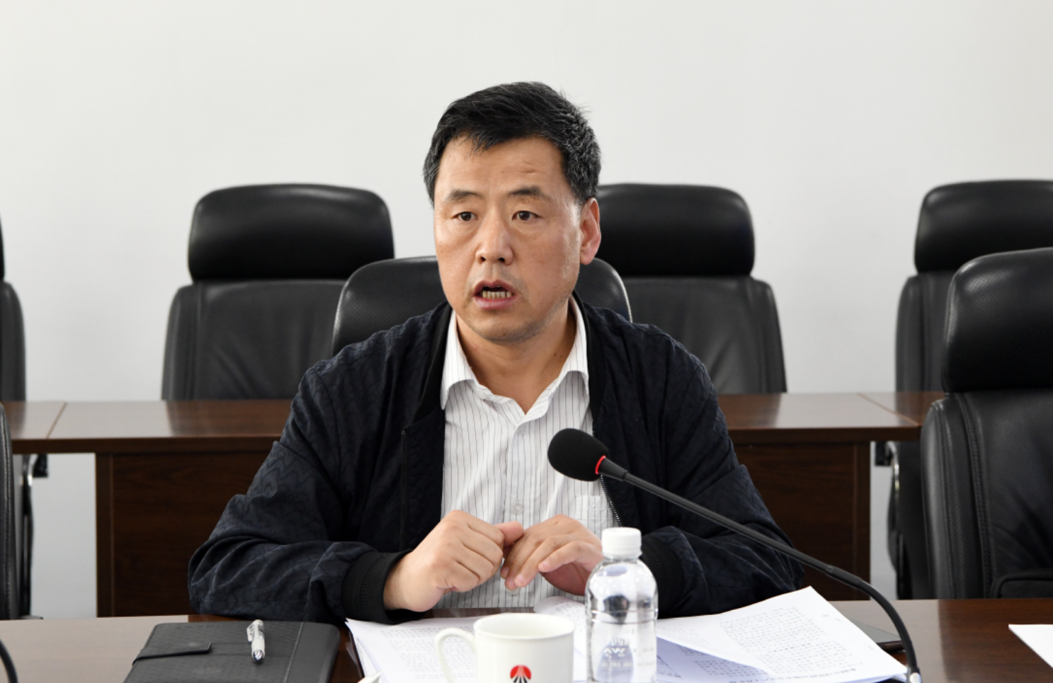 陜煤集團(tuán)檢查組一行對陜鋼集團(tuán)龍鋼公司進(jìn)行鐵路運輸安全專項檢查 陜煤集團(tuán)檢查組一行對陜鋼集團(tuán)龍鋼公司進(jìn)行鐵路運輸安全專項檢查