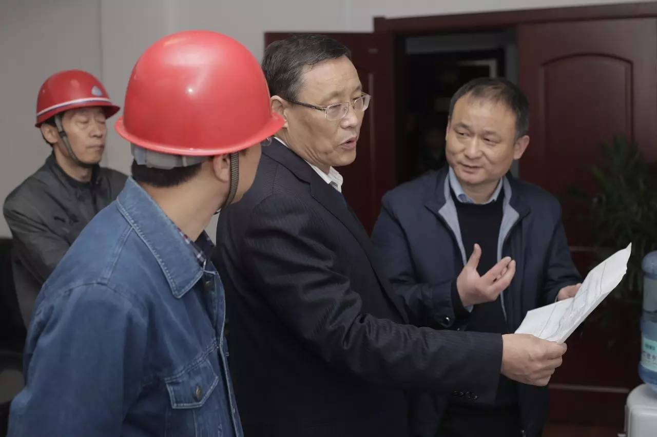 李永剛書記深入西鋼、紅光物流公司調(diào)研工作
