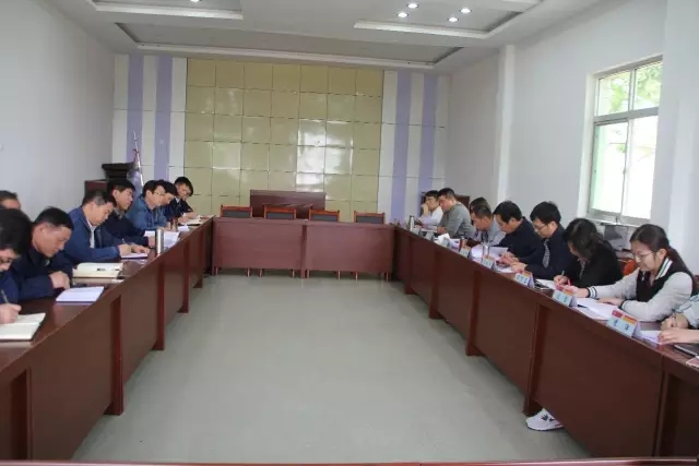 集團(tuán)公司鋼鐵美麗花暨文明創(chuàng)建復(fù)審驗收檢查組到華冶公司檢查工作