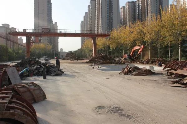 卯足干勁闊步前進 行穩(wěn)致遠推進轉(zhuǎn)型---寶軋公司積極推進廢鋼產(chǎn)業(yè)加工基地項目建設(shè)