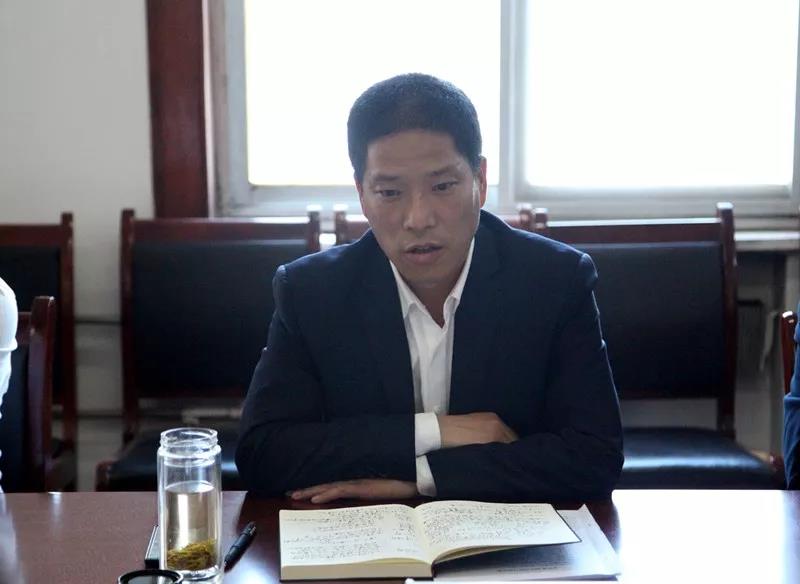 龍鋼集團精益管理周工作推進會強調(diào):積極行動 勇于擔(dān)當(dāng) 主動作為 創(chuàng)新而為 龍鋼集團精益管理周工作推進會強調(diào):積極行動 勇于擔(dān)當(dāng) 主動作為 創(chuàng)新而為