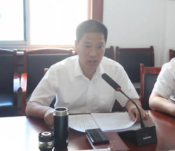 龍鋼集團(tuán)召開“以案促訓(xùn)”警示教育大會——深入推進(jìn)兩個領(lǐng)域突出問題專項(xiàng)整治工作 龍鋼集團(tuán)召開“以案促訓(xùn)”警示教育大會——深入推進(jìn)兩個領(lǐng)域突出問題專項(xiàng)整治工作